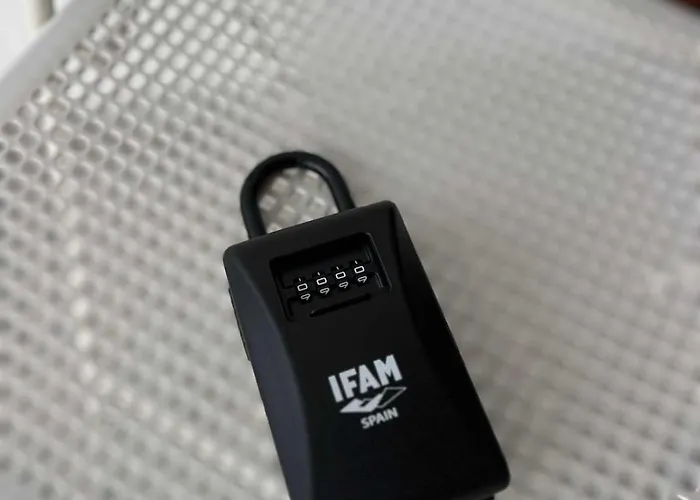 X R Y S H G H Appartamento *