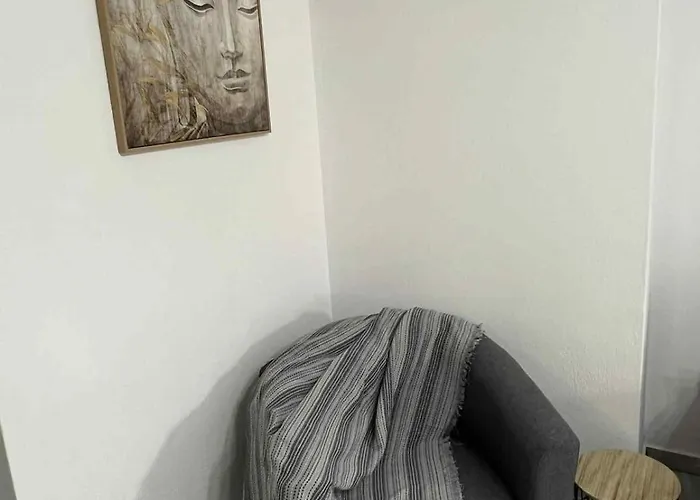 Appartamento X R Y S H G H