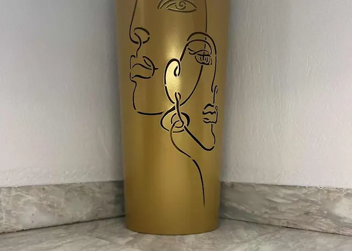 Appartamento X R Y S H G H